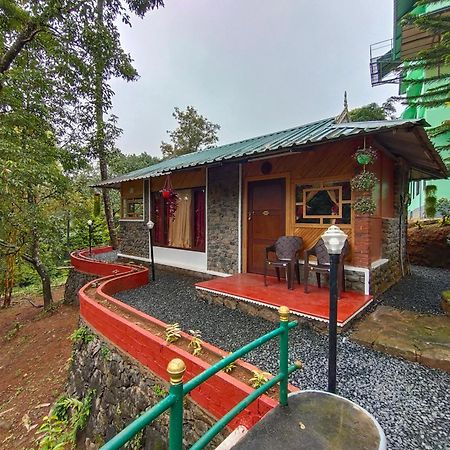 Готель Exotica Holidays Viripara Екстер'єр фото