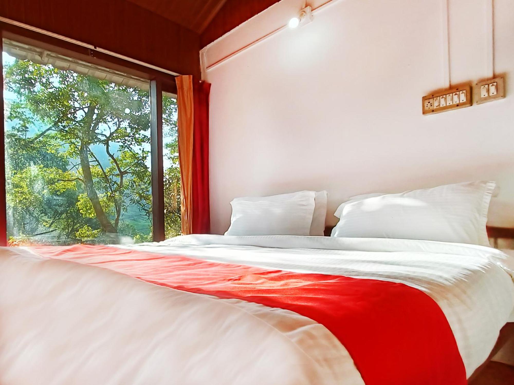 Готель Exotica Holidays Viripara Екстер'єр фото